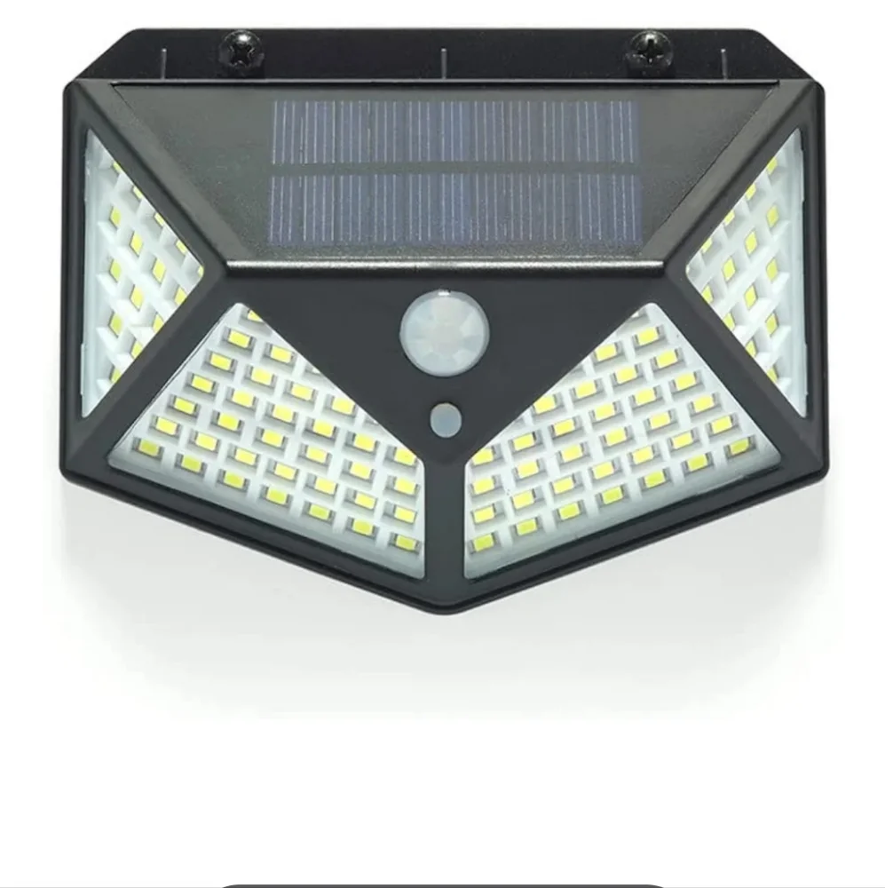 NWT Smart Solar Prism Security Motion Activated Flood Light 2-Pack
